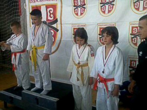 Četiri medalje mladih džudista