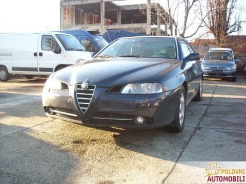 Prodajem Alfa Romeo 166 2.4 jtd 2005.god. Cena 8200 evra