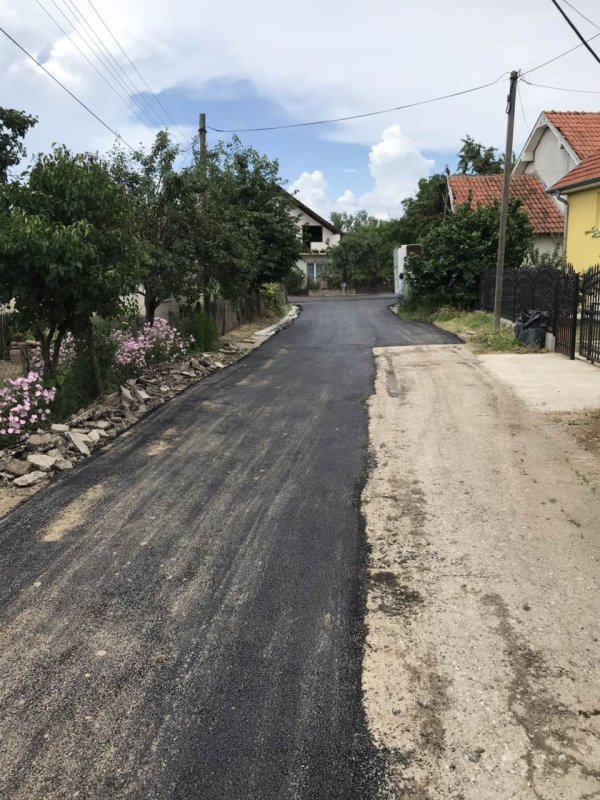 Замерке на асфалтирање Солунске улице