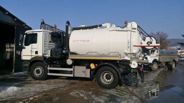 Donacija za "Vodovod i kanalizaciju": Novo "Canal Jet" vozilo