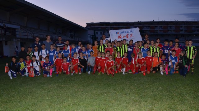 Кинеска Академија фудбала из Шенџена у Алексинцу
