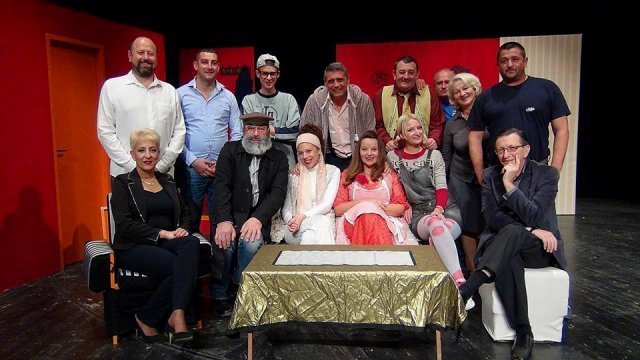 Aleksinačko pozorište "Teatar 91" zapaženo na Festivalu komedije u Novom Bečeju