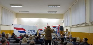 Održana tribina „Svaki čovek je važan – ne damo Aleksinac“