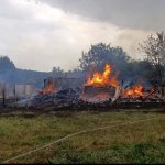 Белики пожар у селу Лознац– породици Манчић изгорела целокупна имовина
