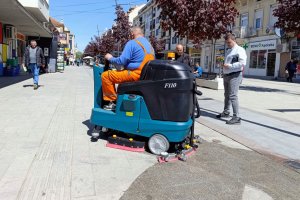 Нова машина за прање подова стигла у наш град
