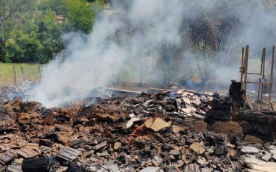 Humanitarne organizacije posetile porodicu Mančić u selu Loznac