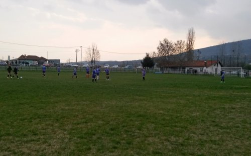 Фудбал: 15. кола Нишавске и 14. кола Општинске лиге