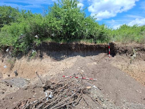 Uočena neovlašćena arheološka iskopavanja na lokalitetu gde je uništena praistorijska kuća (foto: ZZSK Niš, Zoran Radosavljević – Kiki i Aleksandar Aleksić)